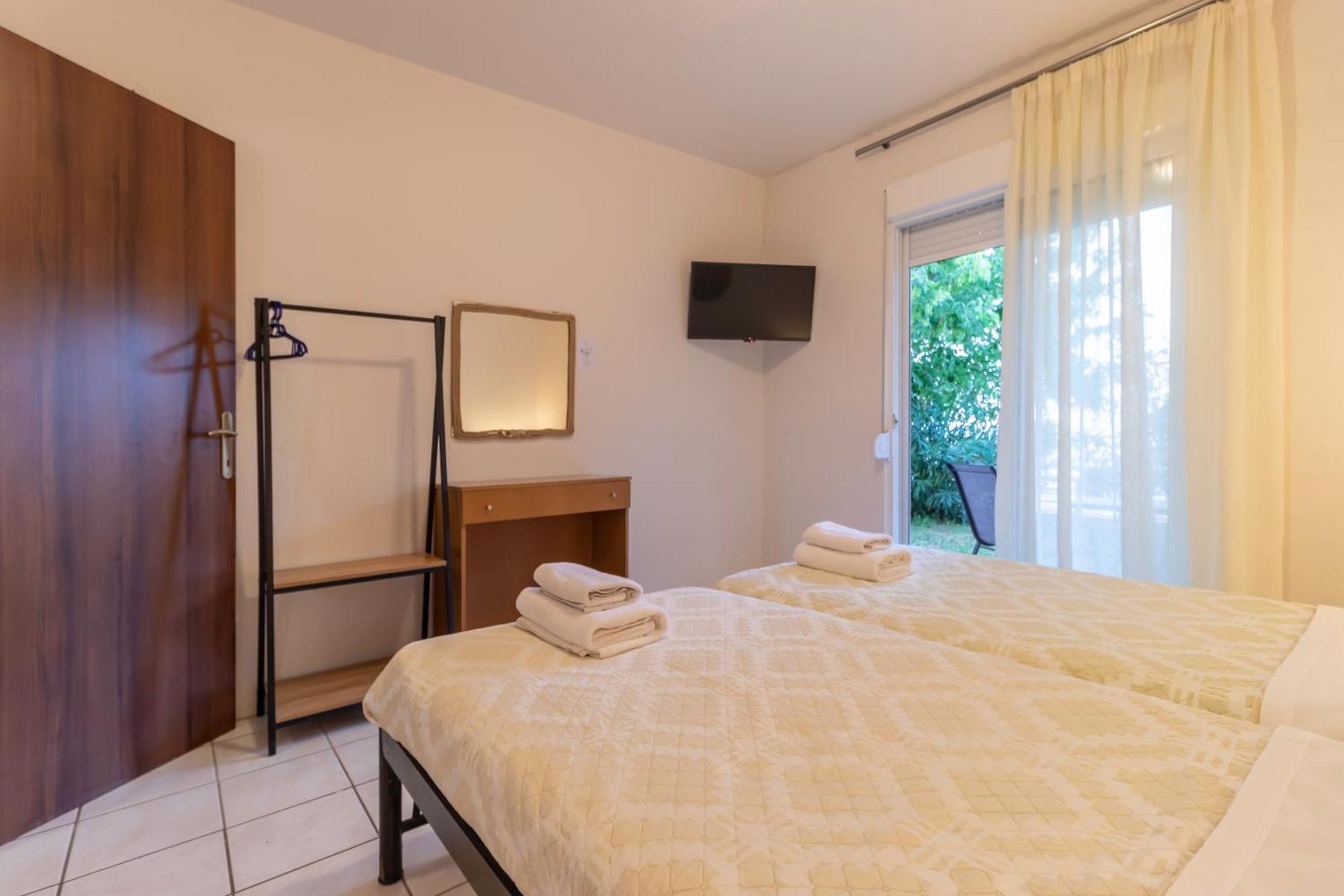 Properstay 107 - Villa Sea View Polychrono Exterior photo